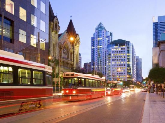 【携程攻略】多伦多Nuance免税店(多伦多皮尔