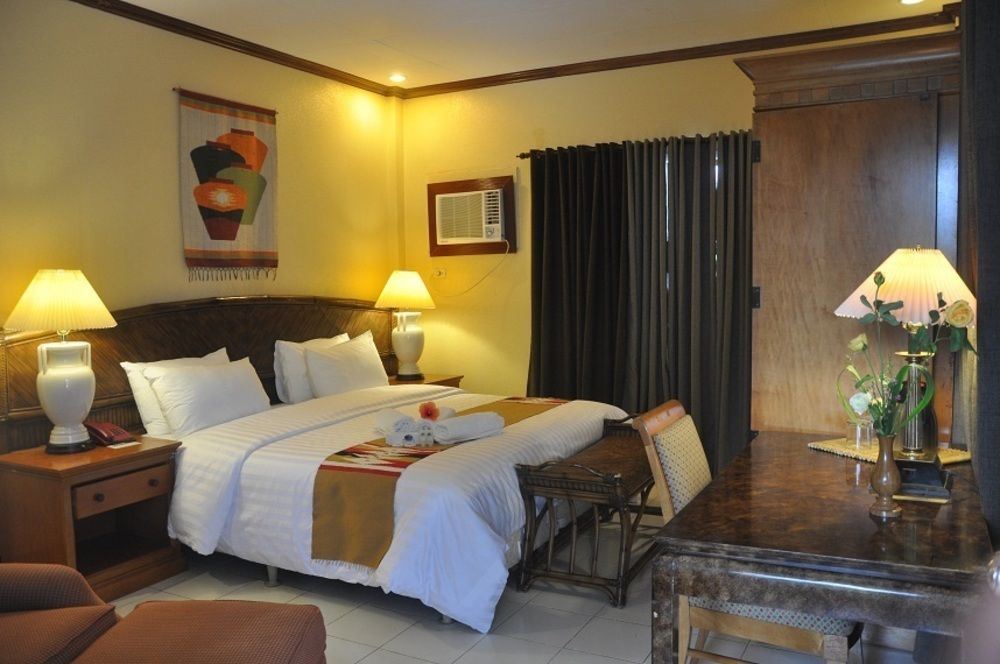 Paras Beach Resort-Mambajao Updated 2023 Room Price-Reviews u0026 Deals |  Trip.com