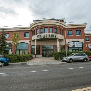 拉斯·罗萨斯·德·马德里Las Rozas Village攻