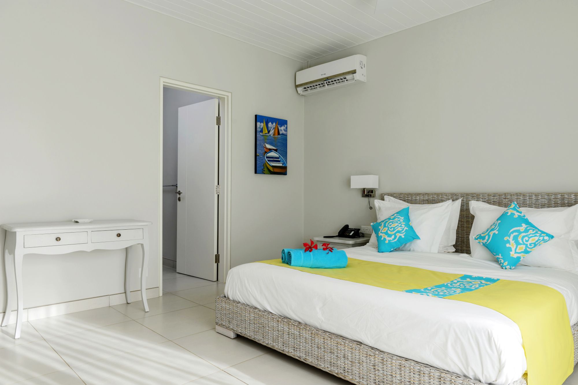 Voile Bleue Boutique Hotel-Mauritius Updated 2023 Room Price-Reviews &  Deals | Trip.com