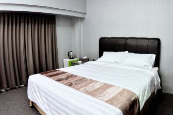 格利亚庇护所 H47预订及价格查询