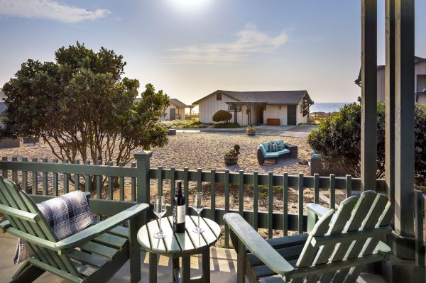 Sanctuary Beach Resort-Marina Updated 2023 Room Price-Reviews u0026 Deals |  Trip.com