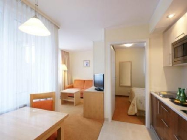 Apartamenty Zgoda Warszawa by DeSilva-Warsaw Updated 2023 Room  Price-Reviews & Deals | Trip.com