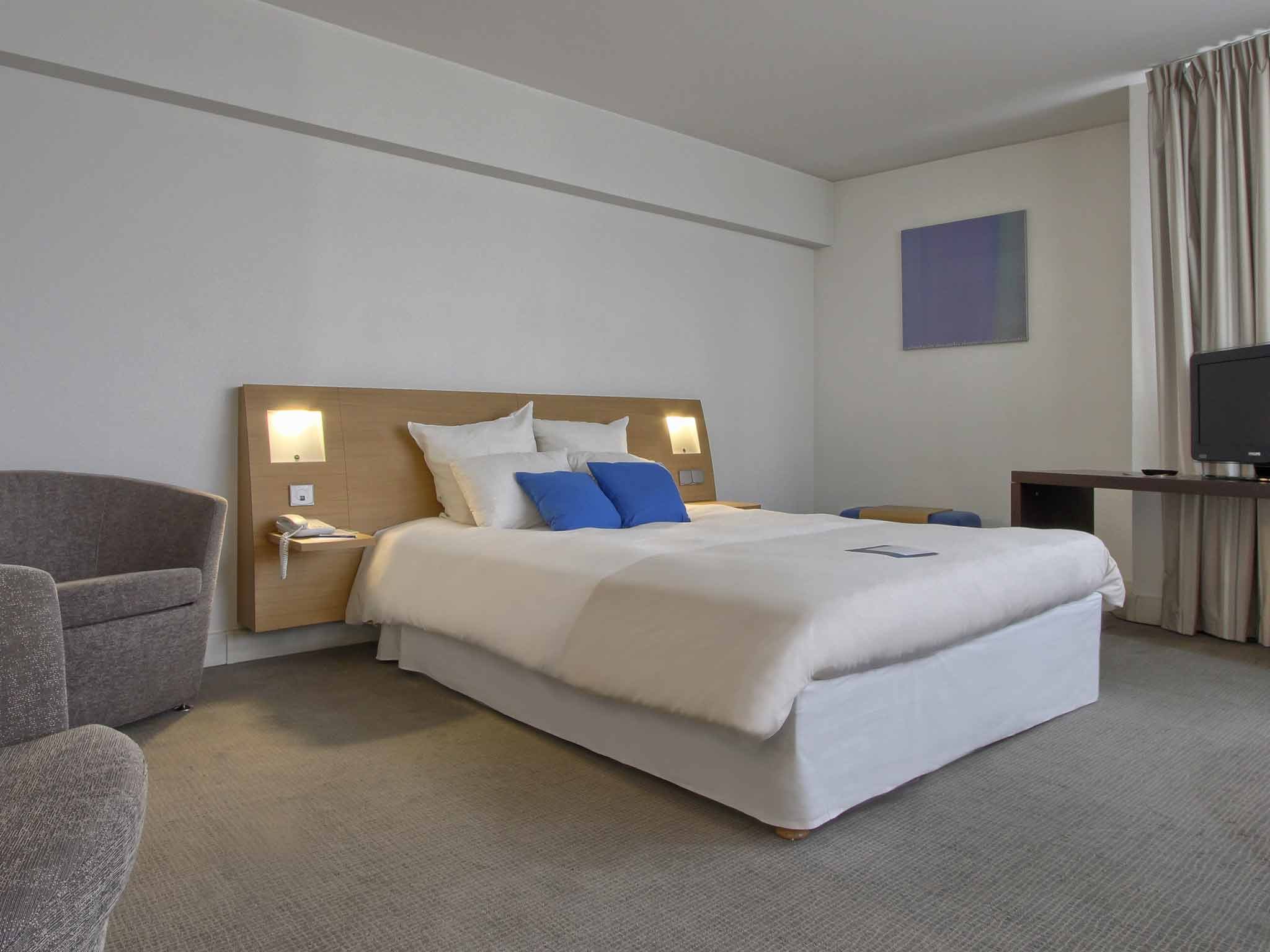 Novotel Paris 13 Porte d'Italie-Le Kremlin-Bicetre Updated 2023 Room  Price-Reviews & Deals | Trip.com