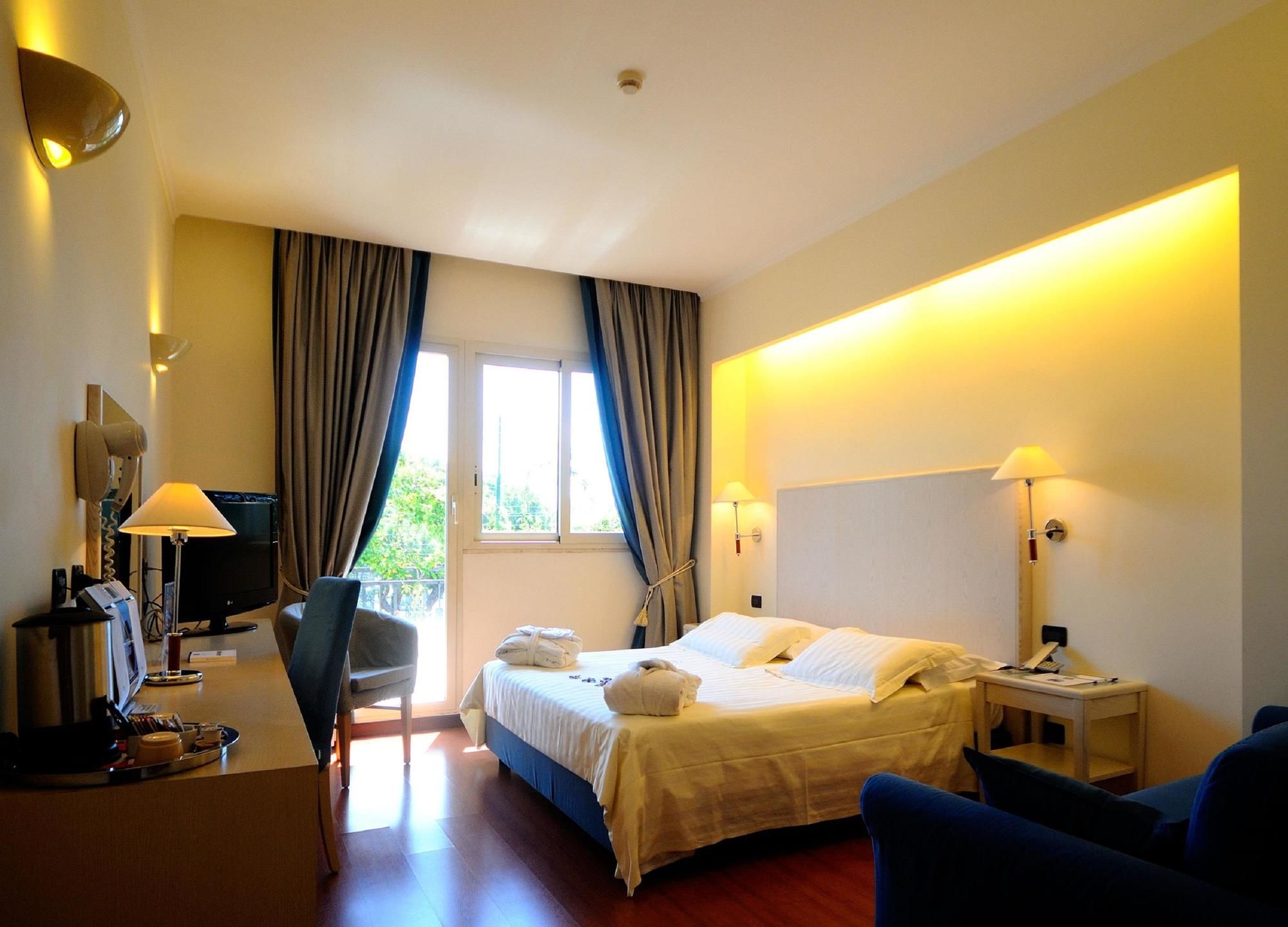 stress Udholdenhed Gå ud Best Western Hotel Globus-Rome Updated 2023 Room Price-Reviews & Deals |  Trip.com