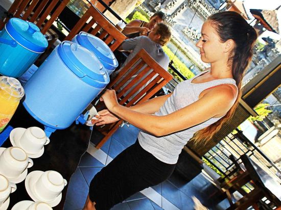 格纳什至尊酒店预订及价格查询