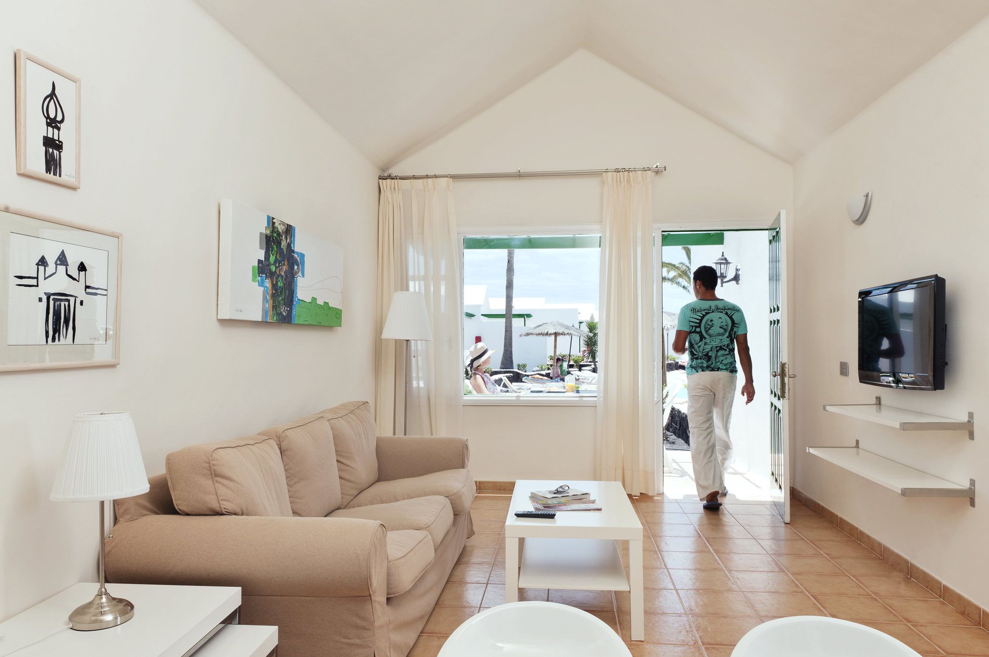 Apartamentos Livvo Las Gaviotas-Lanzarote Updated 2023 Room Price-Reviews &  Deals | Trip.com
