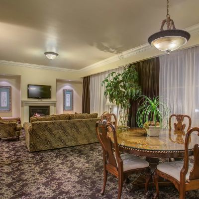 Governor Suite