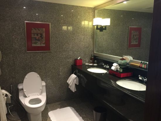 塔拉暹逻酒店(Anantara Siam Bangkok Hotel)好