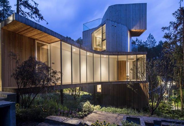 自由之城别墅现实版 26060x000000kwp0x6332_R_640_440.jpg