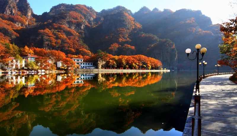 千山人口_万水千山图片(3)