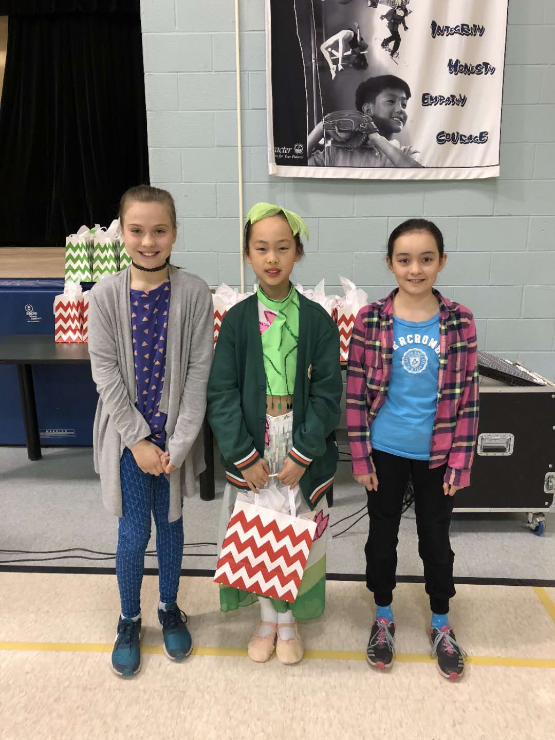 加拿大多伦多中小学沉浸式插班+自然、人文、