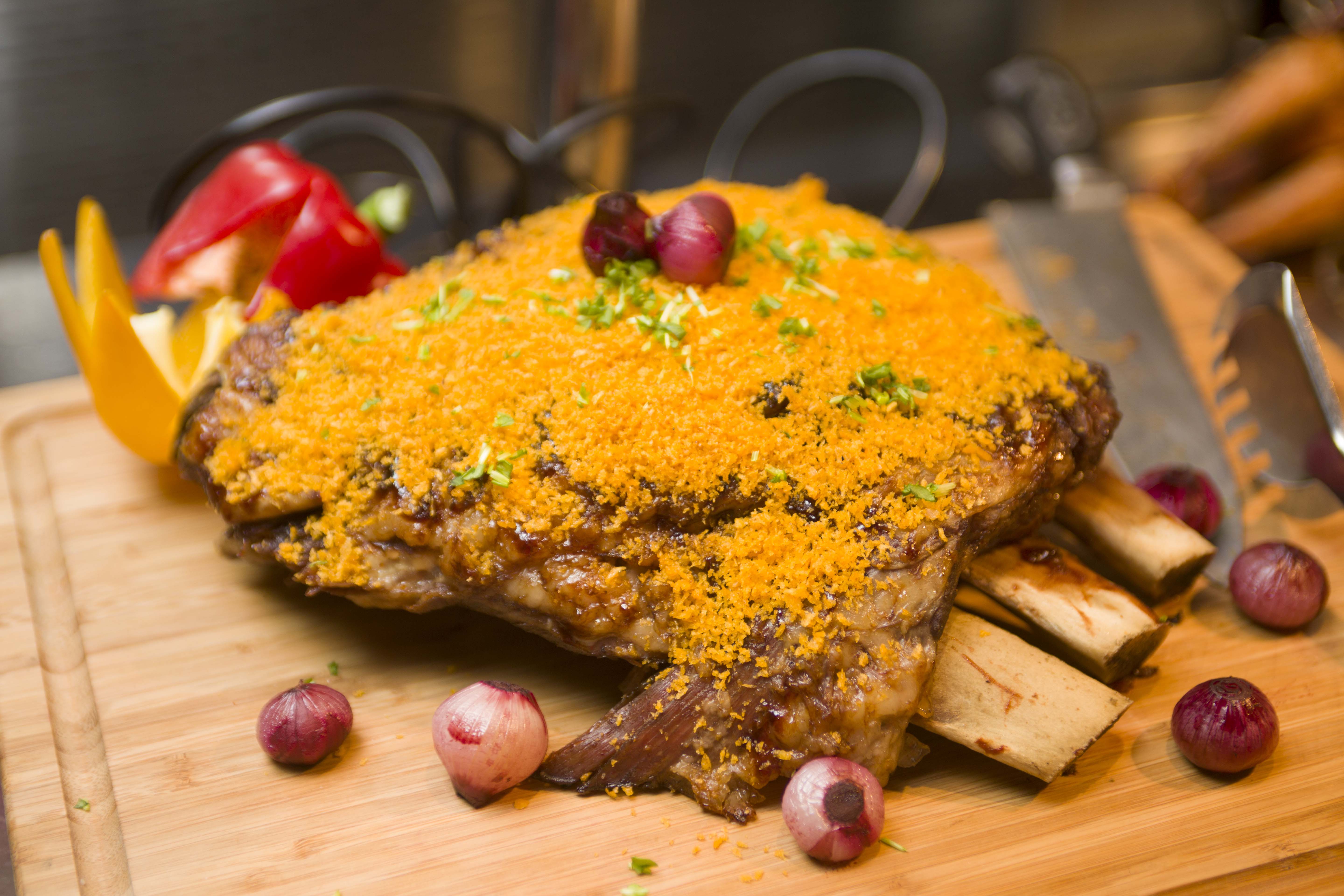 天津中心唐拉雅秀酒店1晚+单人思创餐厅自助