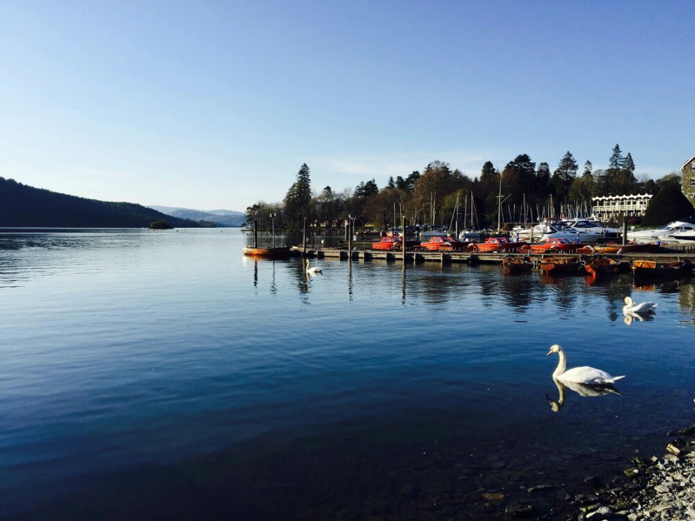 英国+爱尔兰14日跟团游·温德米尔湖区+莫赫悬崖+伦敦全天自由活动+丘吉尔庄园+牛津剑桥+当地4星级酒店+25人定制小团+境外无自费+2人一台免费WIFI