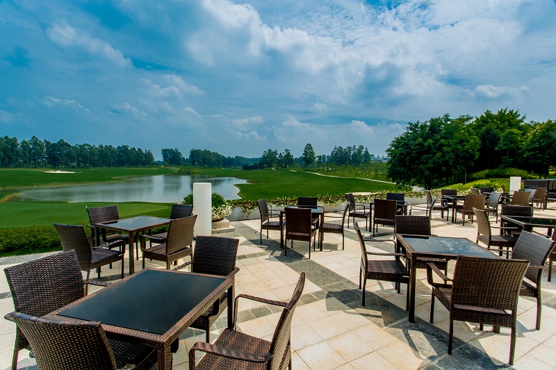 佛山广粤公馆1晚+高尔夫球练习场挥杆50球+豆