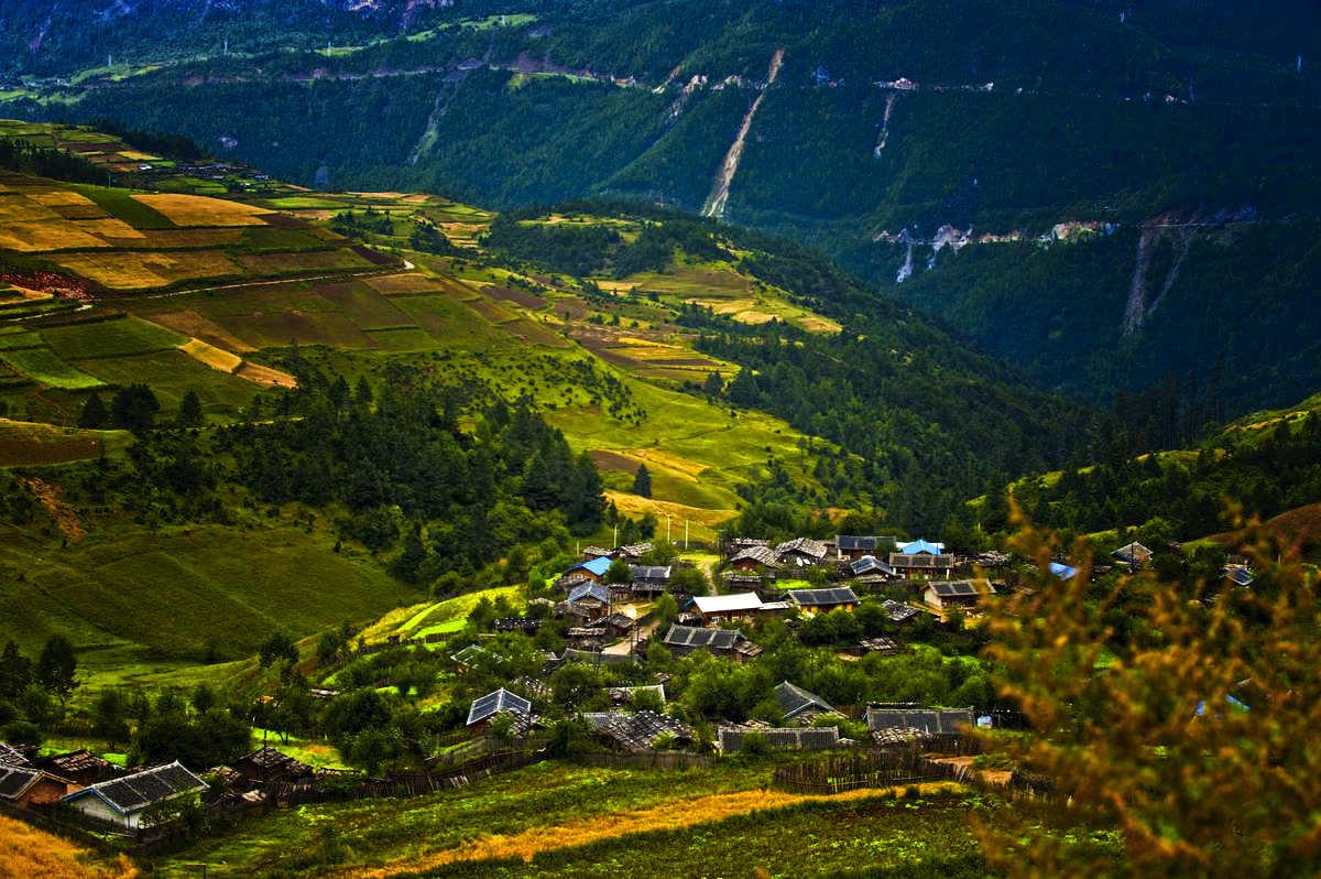 去云南石林,丽江,香格里拉,还有玉龙雪山,西双版纳的最新旅游路线景点