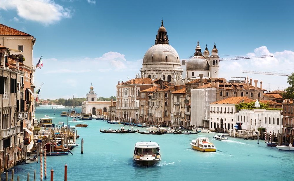 法国巴黎+瑞士因特拉肯+意大利威尼斯+佛罗伦