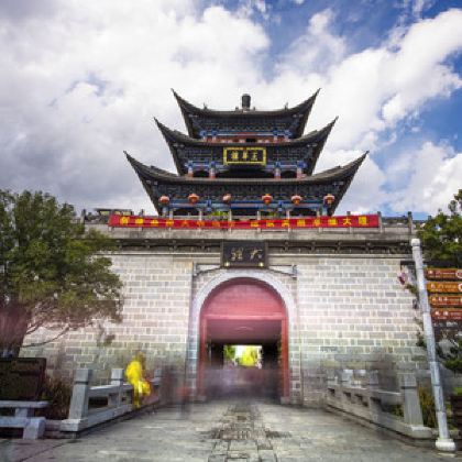 云南昆明+石林+九乡+大理市+丽江+双廊7日6晚跟团游 云南昆明+石林+九乡+大理市+丽江+双廊7日6晚跟团游