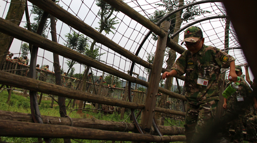 贵阳30天学生暑期军训夏令营 全面提升生活自