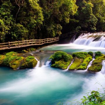 贵州黄果树+梵净山+镇远+西江千户苗寨+荔波6日5晚跟团游 贵州黄果树+梵净山+镇远+西江千户苗寨+荔波6日5晚跟团游