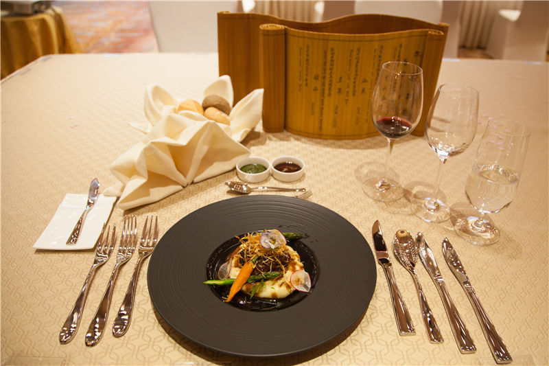 曲阜尼山书院酒店1晚+高铁站接送等各种好礼