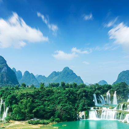广西南宁+德天瀑布+通灵峡谷+巴马3日2晚跟团游 广西南宁+德天瀑布+通灵峡谷+巴马3日2晚跟团游