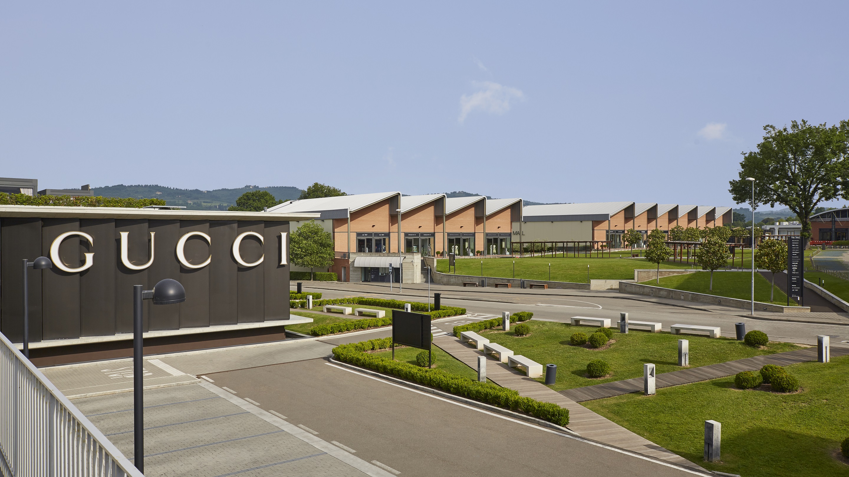 英国+法国+瑞士+意大利14日跟团游(4钻)·携程