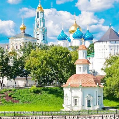 俄罗斯莫斯科+圣彼得堡9日跟团游