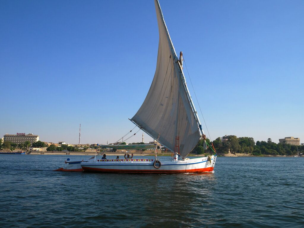 南非+埃及13日跟团游(4钻)·龙虾鸵鸟肉餐+小