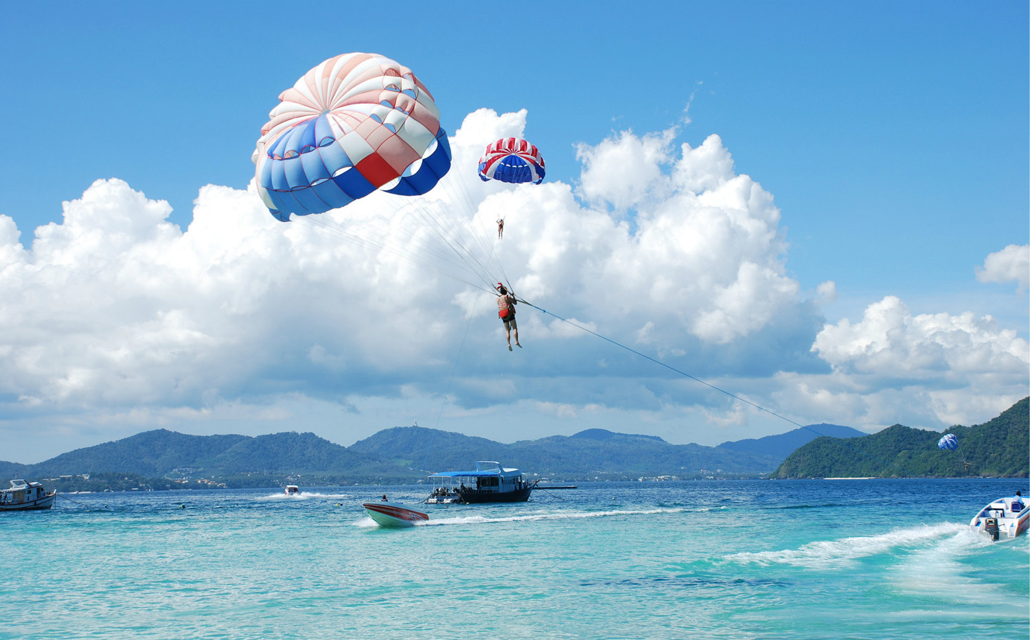 泰国普吉岛+皮皮岛+攀牙市+帝王岛6日4晚跟团