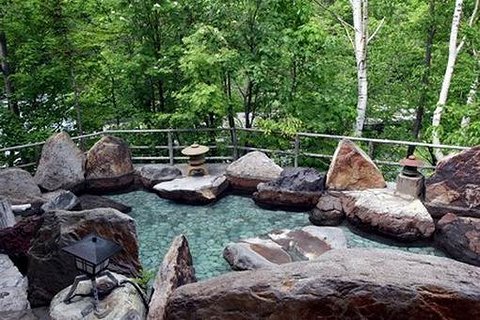 日本北海道5日4晚跟团游·春节出行 赏雪泡温