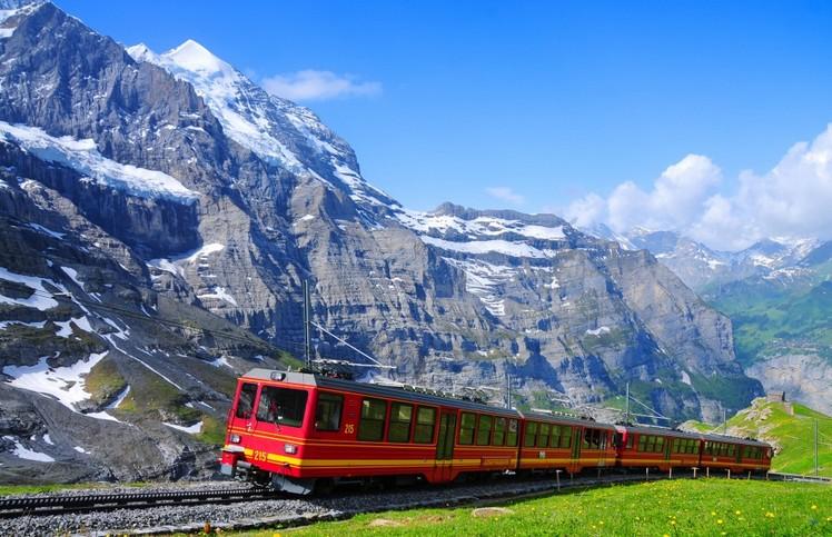 德国法兰克福+卢森堡市+法国巴黎+瑞士因特拉