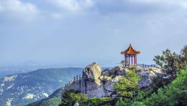 山东潍坊沂蒙山旅游区沂山景区有山有水有灵气的地方