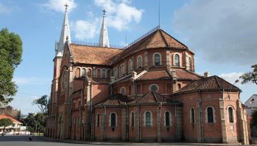 【当地司机 中文导游】越南胡志明古芝地道+红