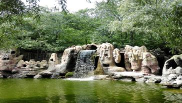 张家口黄龙山庄+云中草原风景区一日游【空中