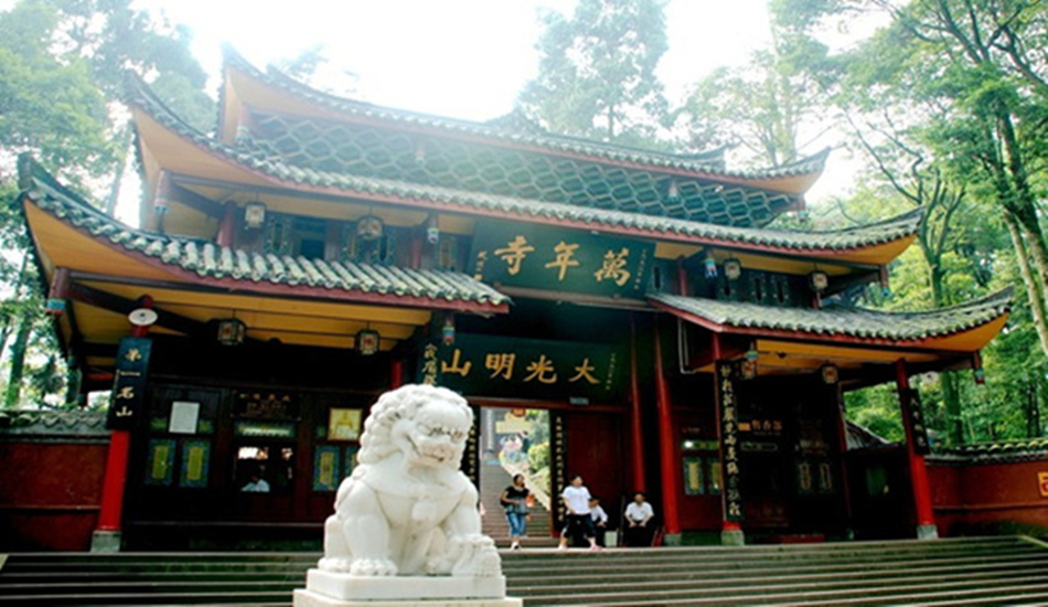 乐山大佛 峨眉山二日游【畅玩两地 当地美食 丰富景点