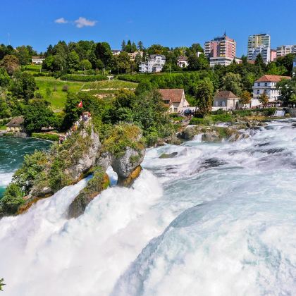 瑞士沙夫豪森+莱茵瀑布包车一日游 中文司导+酒店接送 瑞士沙夫豪森+莱茵瀑布包车一日游 中文司导+酒店接送