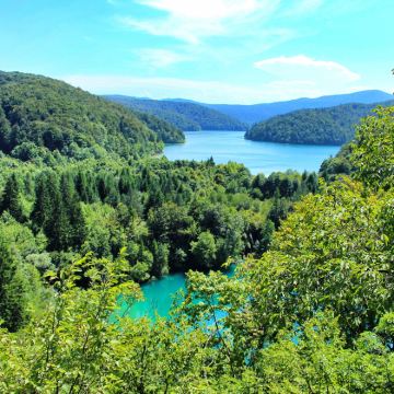 萨格勒布出发普利特维采湖一日游|世界自然遗产+民俗村深度体验 萨格勒布出发普利特维采湖一日游|世界自然遗产+民俗村深度体验