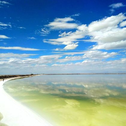 察尔汗盐湖+乌素特水上雅丹地质公园一日游