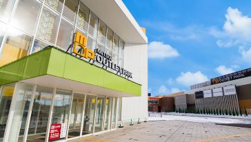 【札幌一日游】羊之丘展望台+三井奥特莱斯+