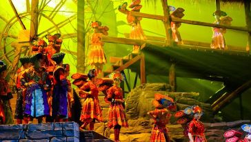 【漫游凤凰】 怀化高铁站至凤凰古城奔驰双程