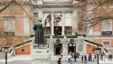 【中文讲解器】马德里随上随下观光巴士(1日票