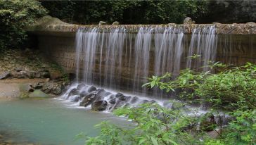 【VIP尊宾团】武隆天坑地缝一日游(享重庆特产