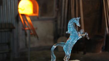 意大利威尼斯穆拉诺岛玻璃吹制+布拉诺岛蕾丝