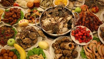 营口鲅鱼圈 月亮湖+山海广场海鲜自助一日游【