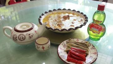 成都城市名人酒店1晚+川蜀美食萌宠之旅(青城