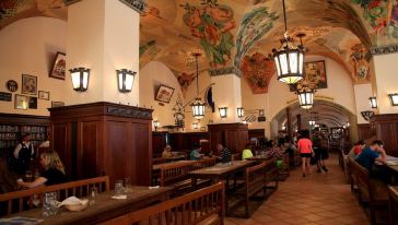 【巴伐利亚之夜】德国慕尼黑夜游+宫廷啤酒屋