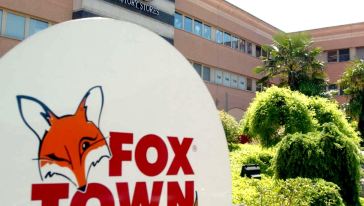 【欧洲最大】瑞士狐狸镇FOXTOWN奥特莱斯一