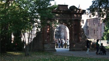 【中文用车】【海德堡一日游】圣灵大教堂+老