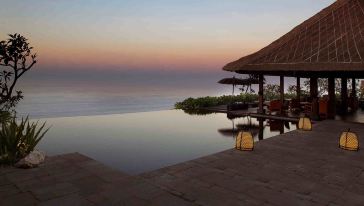 【专车服务】巴厘岛情人崖+宝格丽下午茶+No